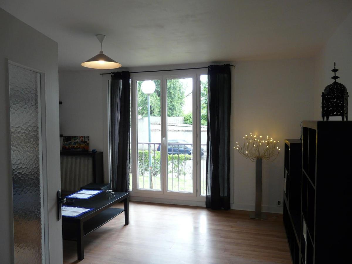 Agreable Appartement A Champigny Sur Marne Champigny-sur-Marne Exterior photo